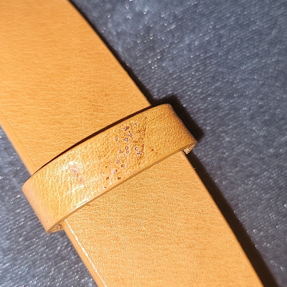 Guess Rhinestone Buckle & Camel Color Belt - Picture 6 of 16